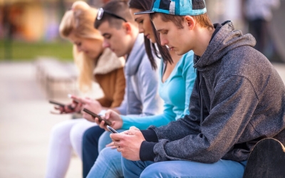 Ecrans, amis ou ennemis de nos enfants et ados ?